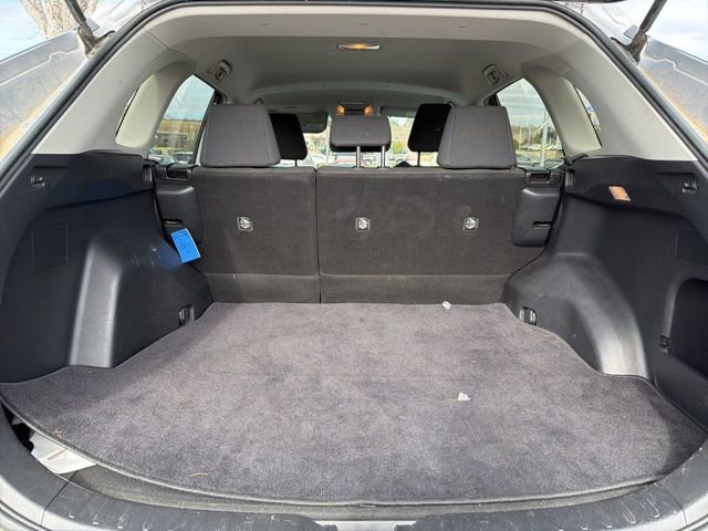 Used 2021 Toyota RAV4 LE image 6