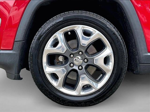 Used 2019 Jeep Compass Limited FWD image 10