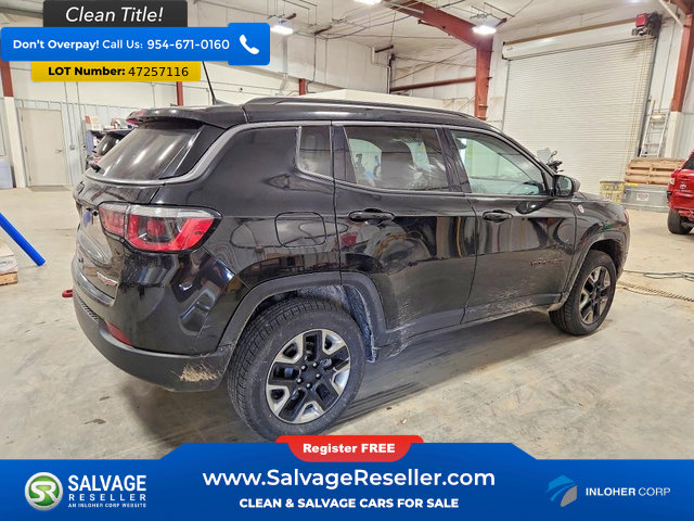 Used 2018 Jeep Compass Trailhawk w/ Navigation Group AWD/4WD image 4