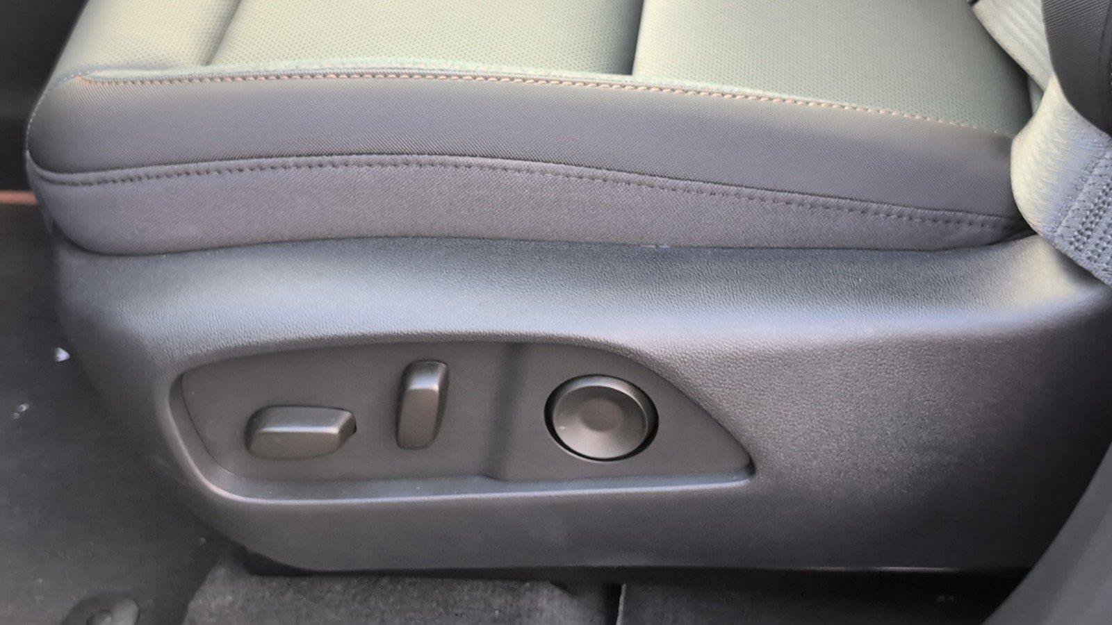 New 2026 GMC Terrain AT4 AWD/4WD image 19