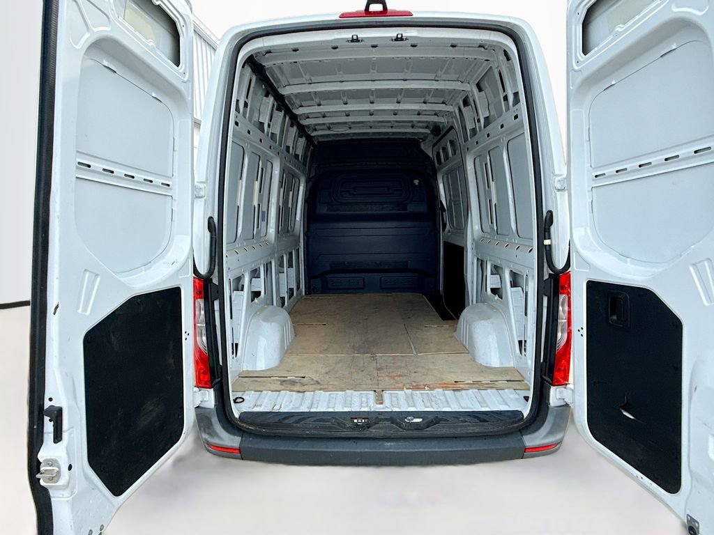 Used 2023 Mercedes-Benz Sprinter 2500 image 22
