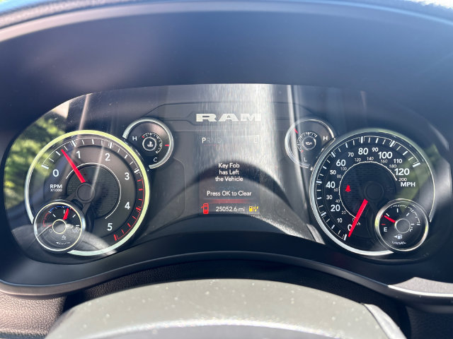 Used 2024 RAM 3500 Big Horn w/ Night Edition AWD/4WD image 19