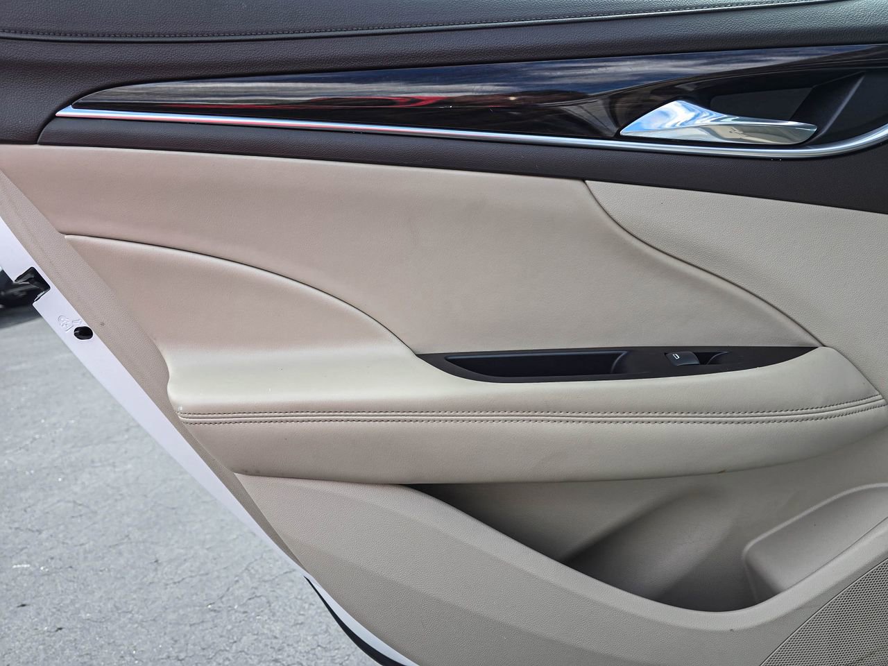 Used 2017 Buick LaCrosse Premium w/ Dynamic Driver Package image 30