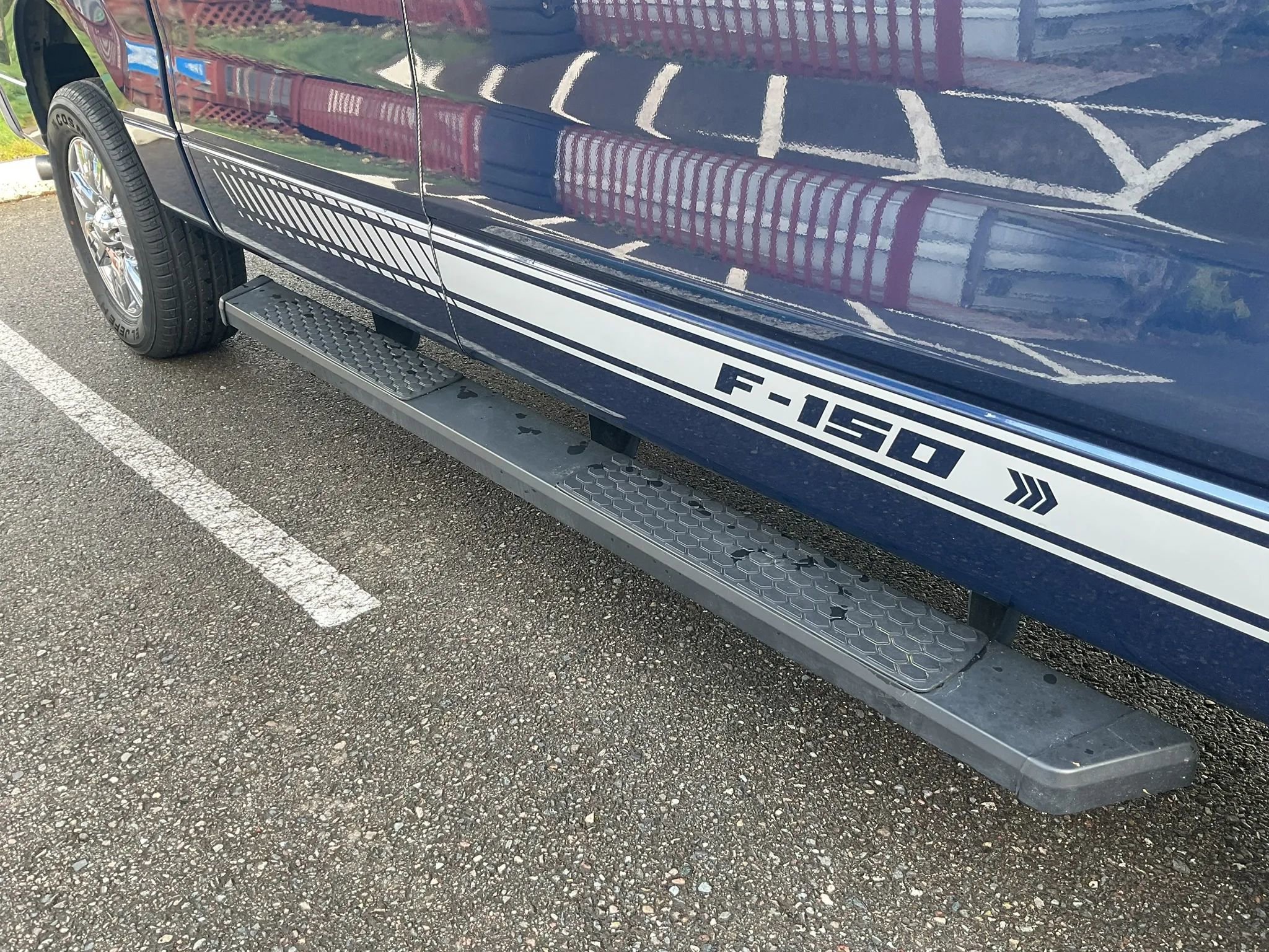 Used 2010 Ford F150 XLT image 22