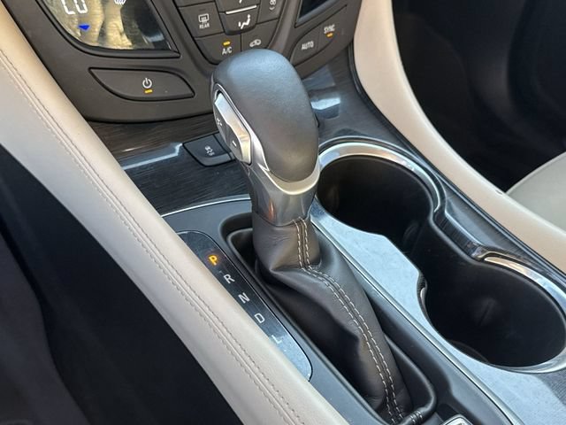 Used 2017 Buick Envision Essence FWD image 13