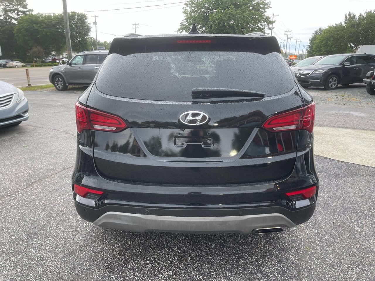 Used 2018 Hyundai Santa Fe Sport w/ 2.4L Tech Package 04 AWD/4WD image 9
