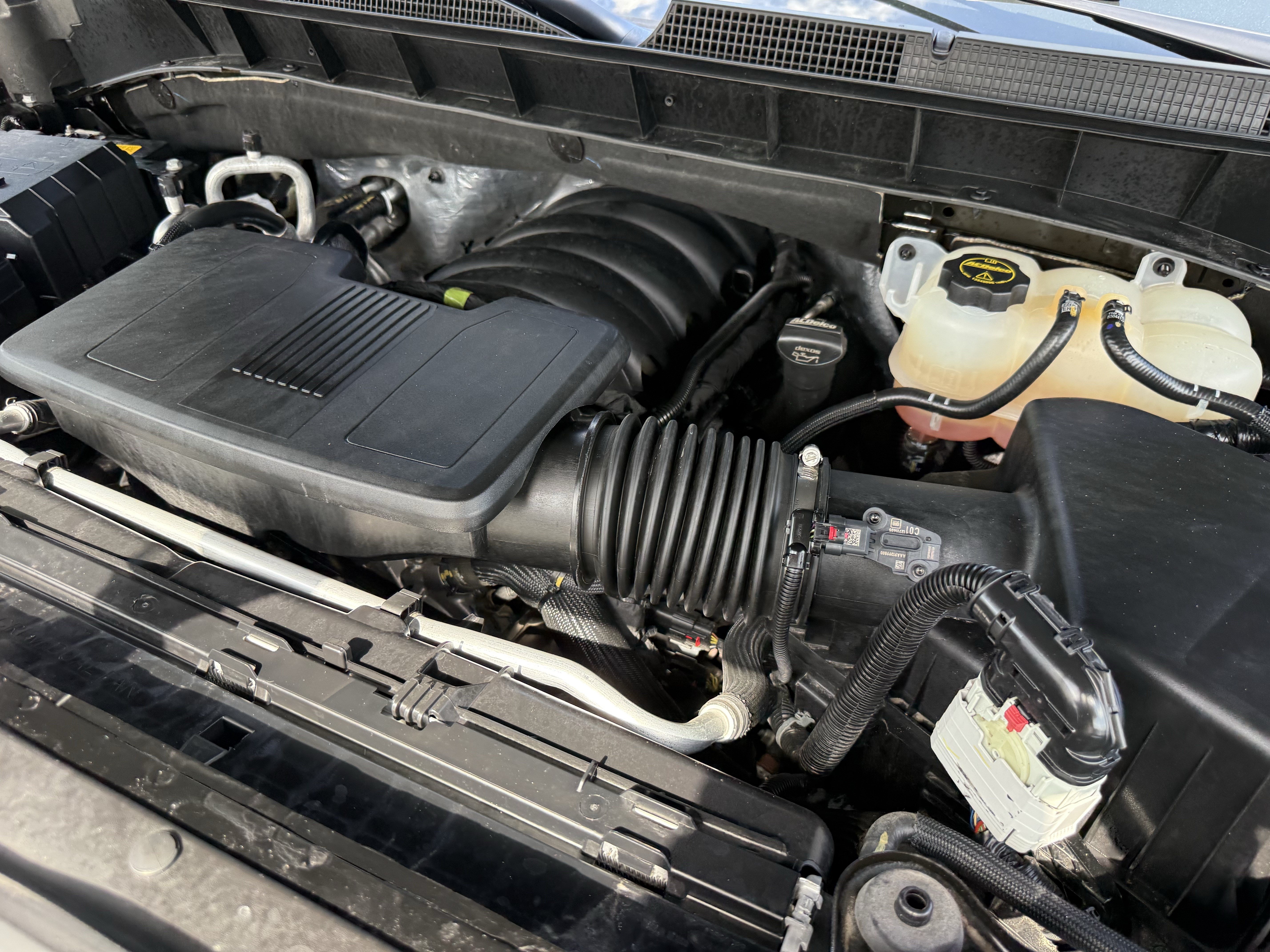 Used 2025 Chevrolet Silverado 1500 RST AWD/4WD image 35
