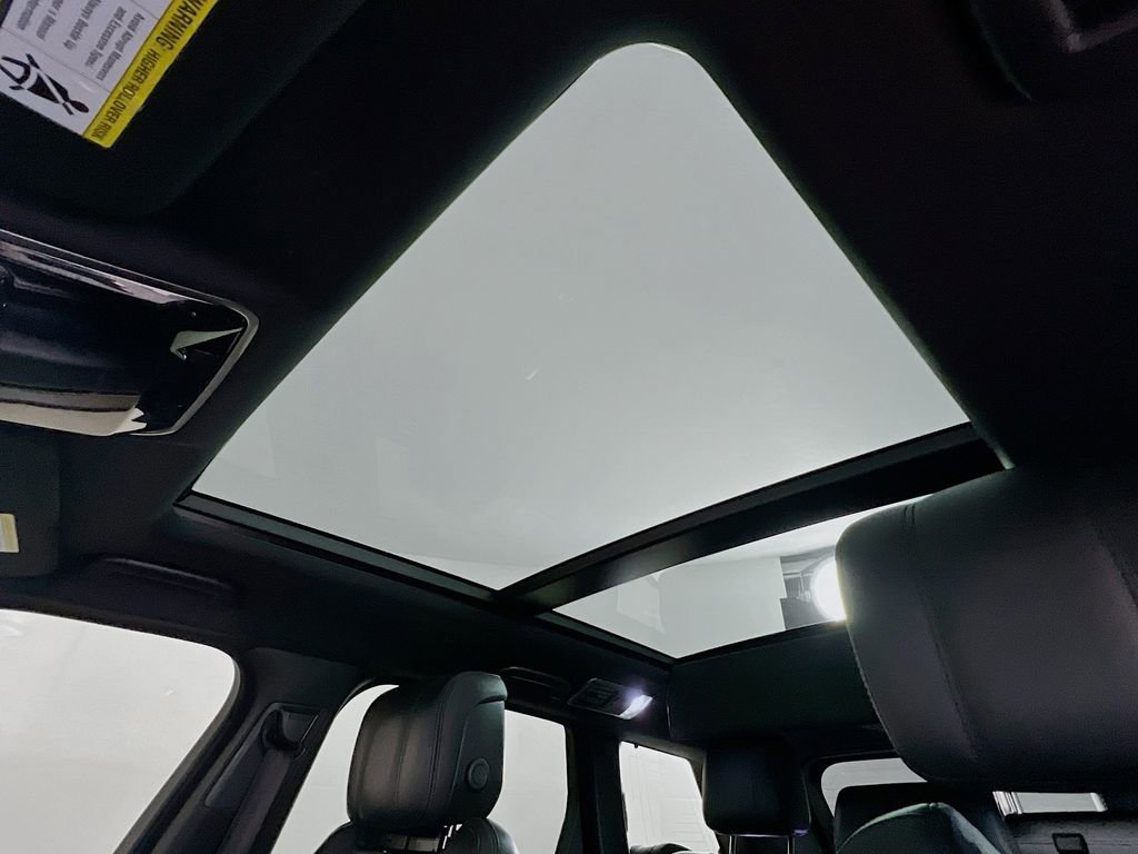 Used 2018 Land Rover Range Rover Sport HSE image 23