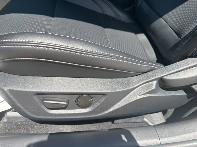 Used 2025 Ford Mustang GT Premium RWD image 11