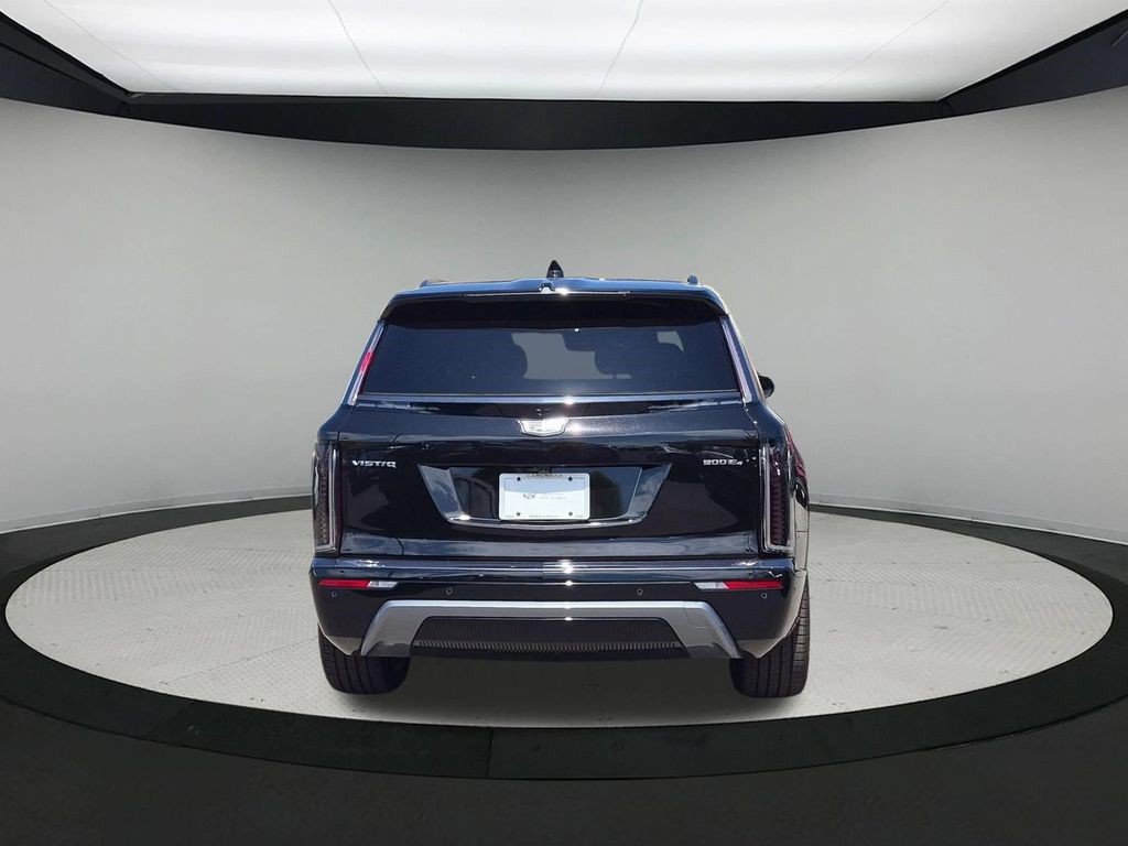 Certified 2026 Cadillac Vistiq Luxury w/ LPO, Floor Liner Package AWD/4WD image 4