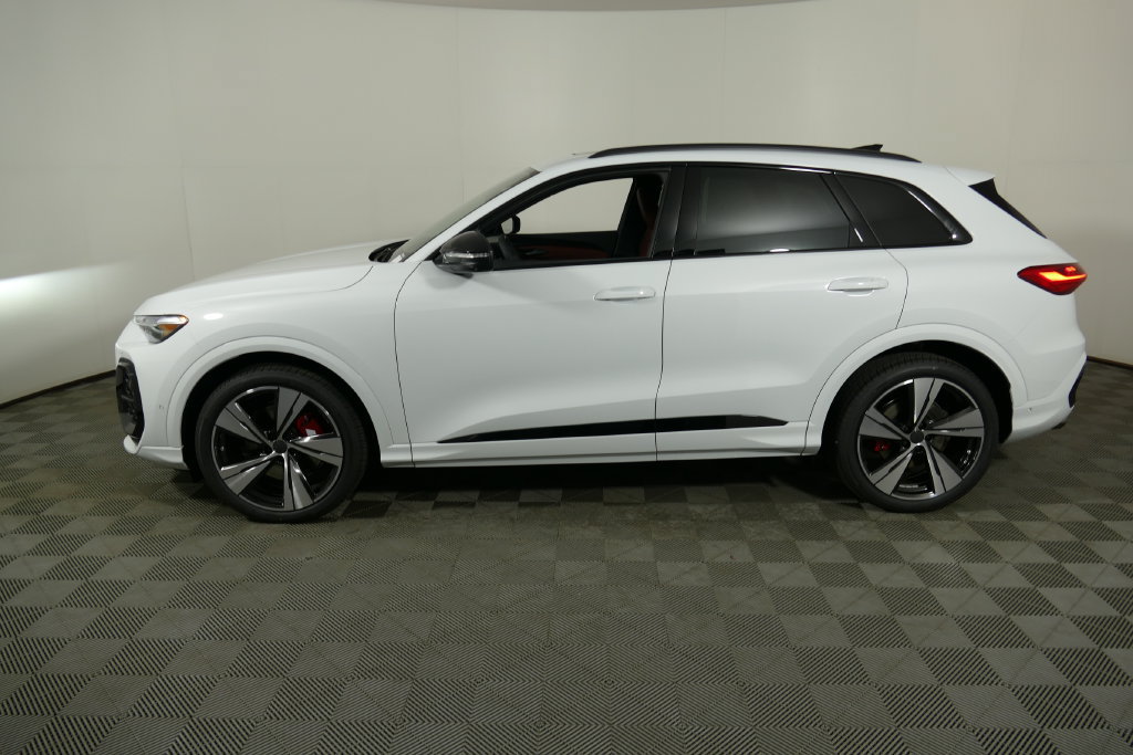 New 2026 Audi SQ5 Prestige AWD/4WD image 6
