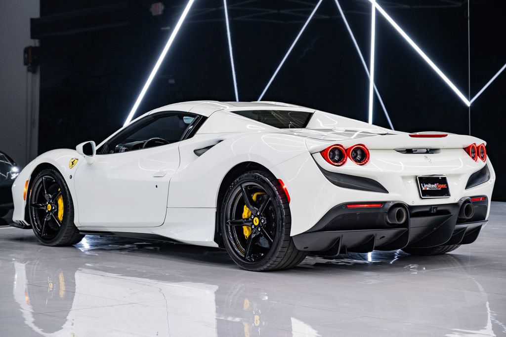 Used 2022 Ferrari F8 Tributo RWD image 22