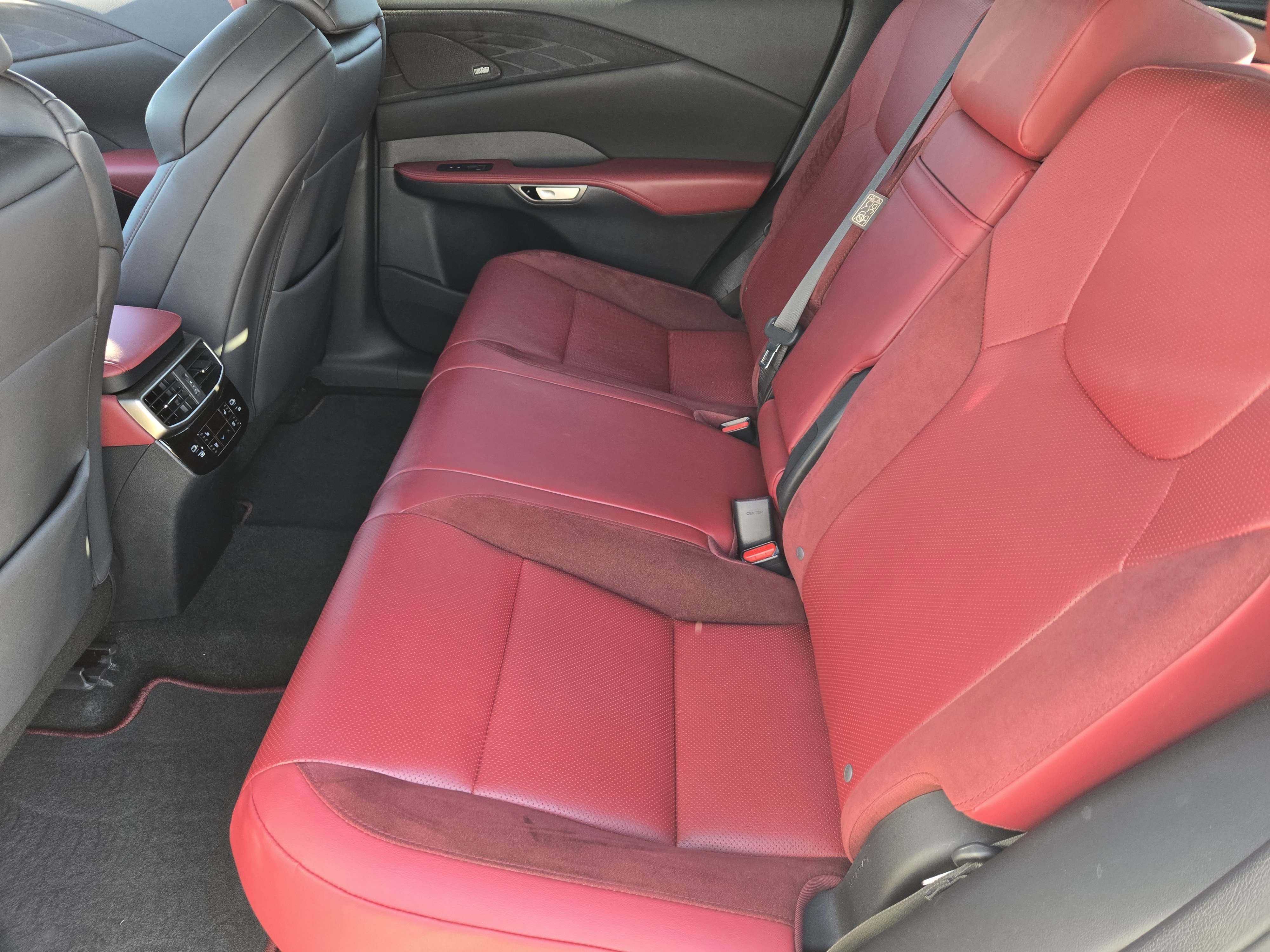 Used 2023 Lexus RX 500h F Sport image 38