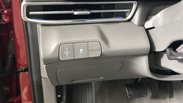 Certified 2024 Hyundai Elantra SEL FWD image 19