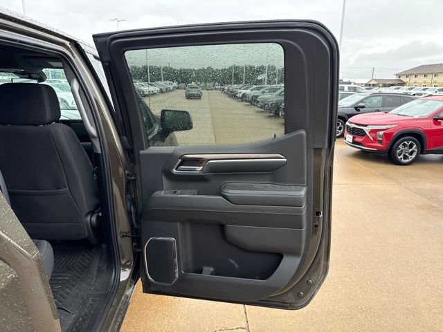Used 2024 Chevrolet Silverado 1500 LT AWD/4WD image 13