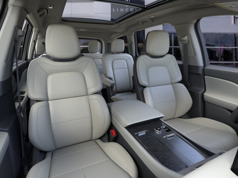 New 2026 Lincoln Aviator Reserve w/ Luxury Package RWD image 10