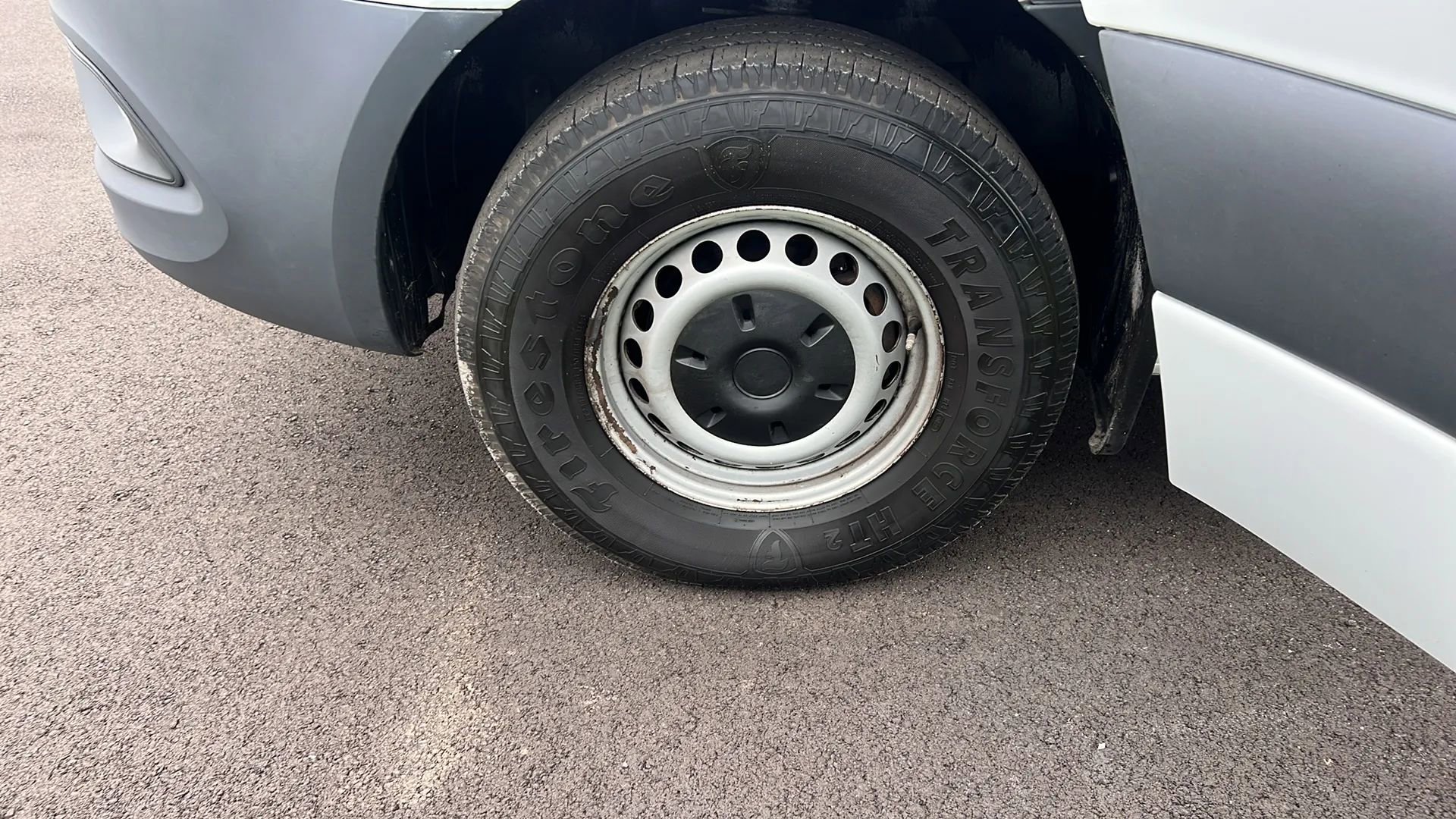 Used 2020 Freightliner Sprinter 2500 image 28