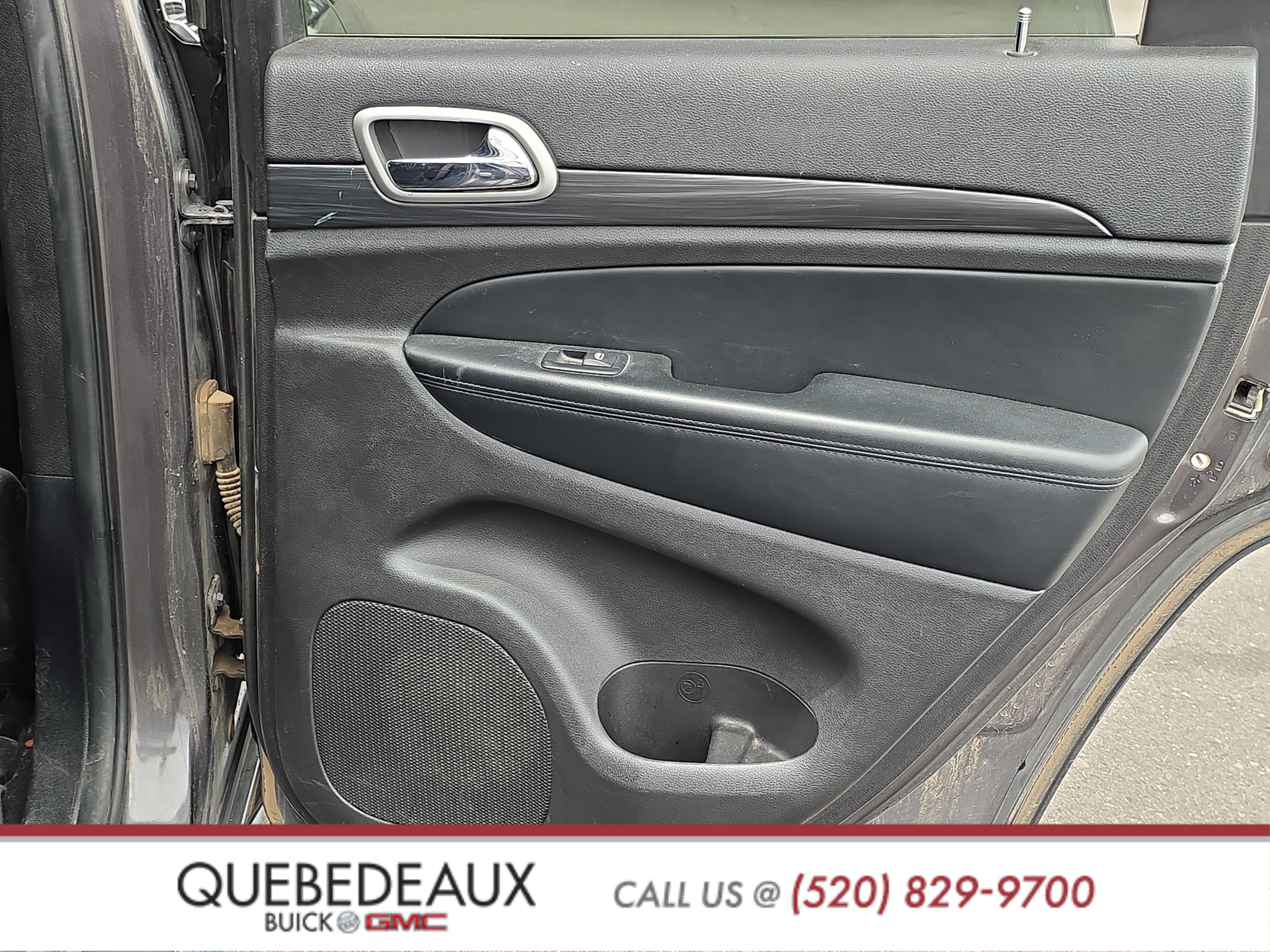 Used 2021 Jeep Grand Cherokee Laredo RWD image 40