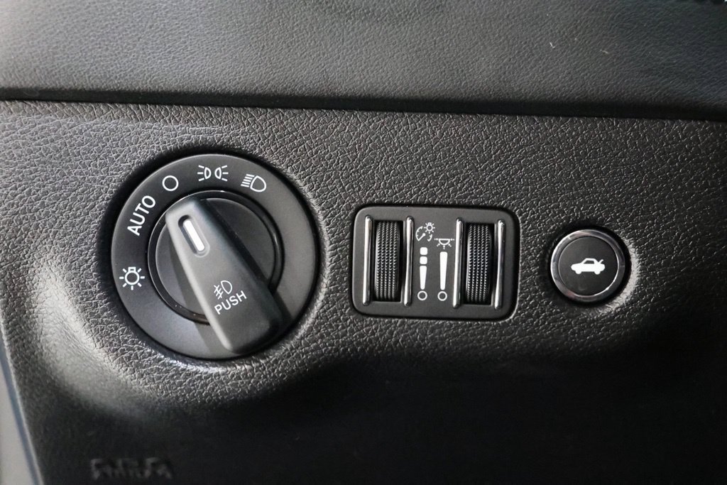 Used 2022 Dodge Charger Scat Pack w/ Plus Group RWD image 21