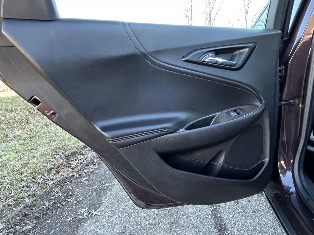 Used 2016 Chevrolet Malibu Premier w/ Driver Confidence Package FWD image 15