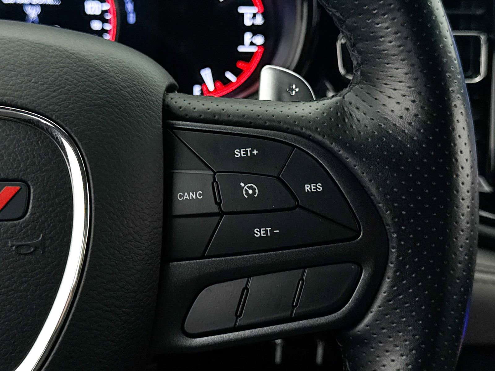 Used 2022 Dodge Durango R/T w/ Blacktop Package AWD/4WD image 35