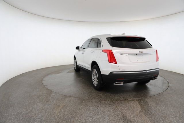Used 2017 Cadillac XT5 Luxury w/ Driver Awareness Package image 12