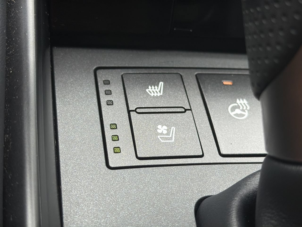 Used 2024 Lexus IS 350 F Sport RWD image 25