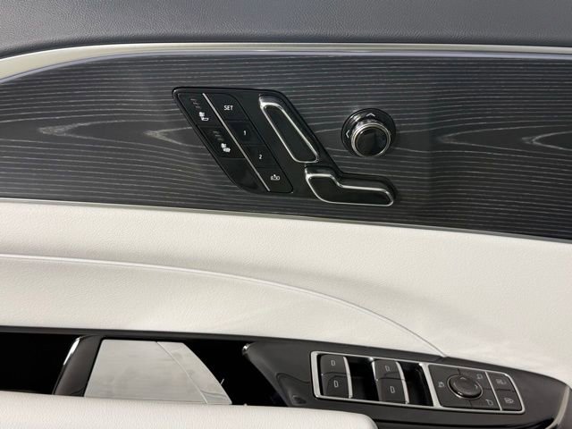New 2026 Cadillac Lyriq Sport RWD image 16