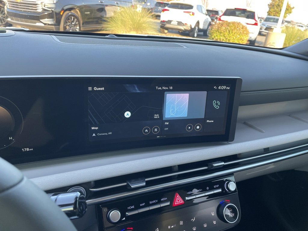 Used 2025 Hyundai Tucson Limited image 15