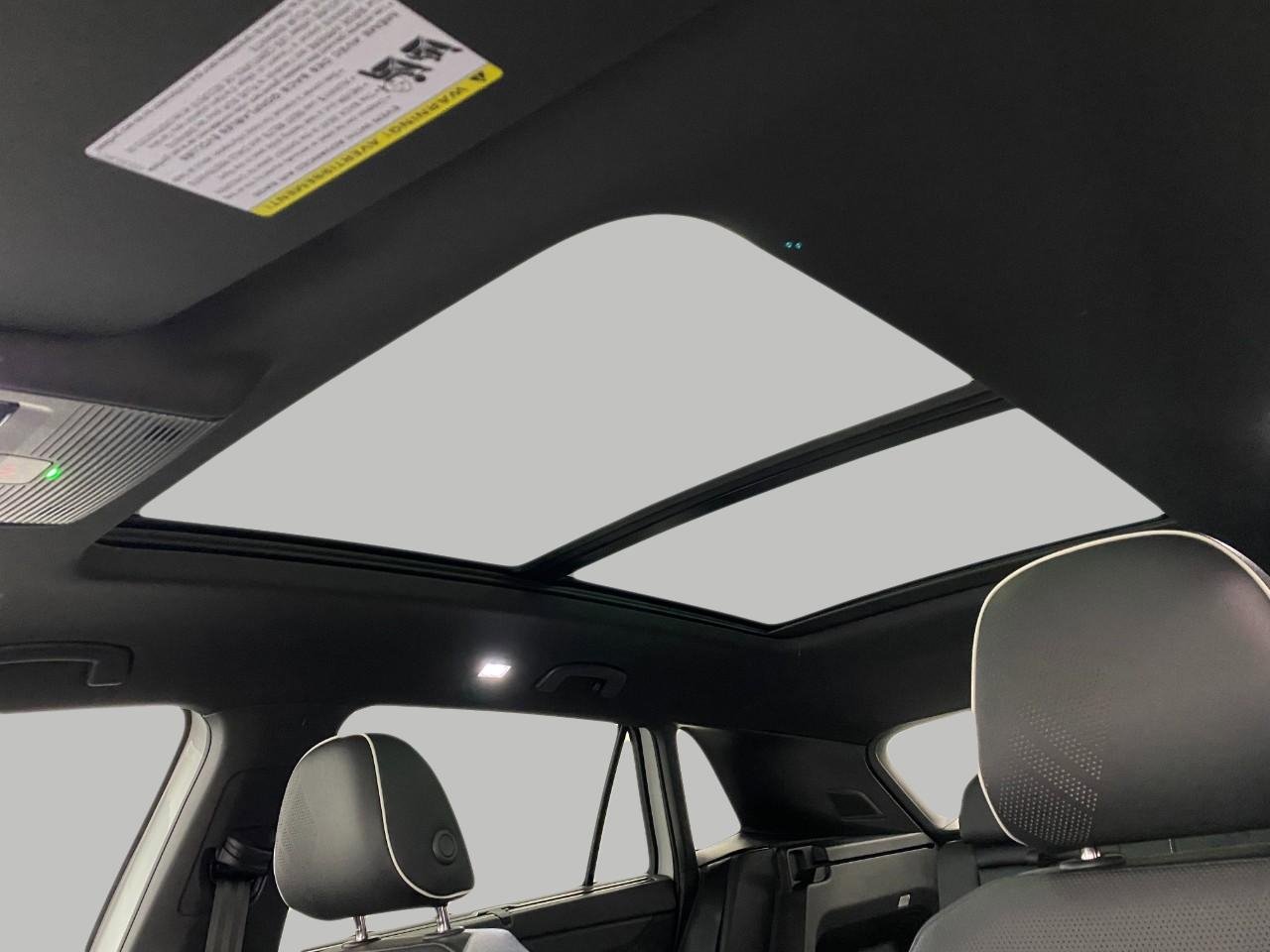 New 2026 Volkswagen Atlas Cross Sport SEL Premium R-Line image 33