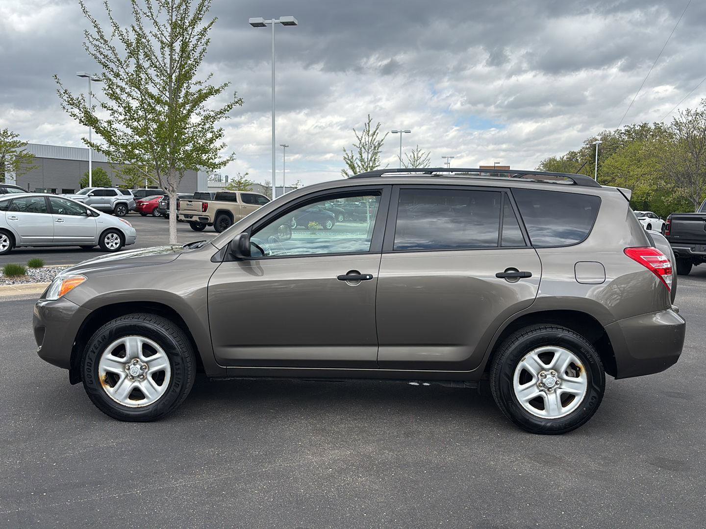 Used 2012 Toyota RAV4 4WD w/ Value Pkg image 25