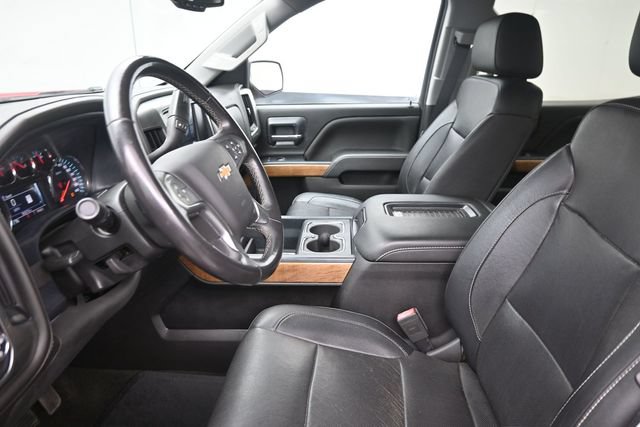 Used 2018 Chevrolet Silverado 1500 LTZ w/ Sport Package AWD/4WD image 16