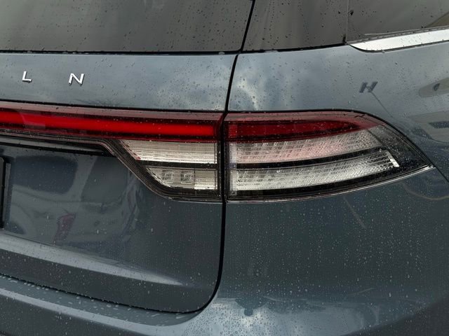 New 2026 Lincoln Aviator AWD image 9