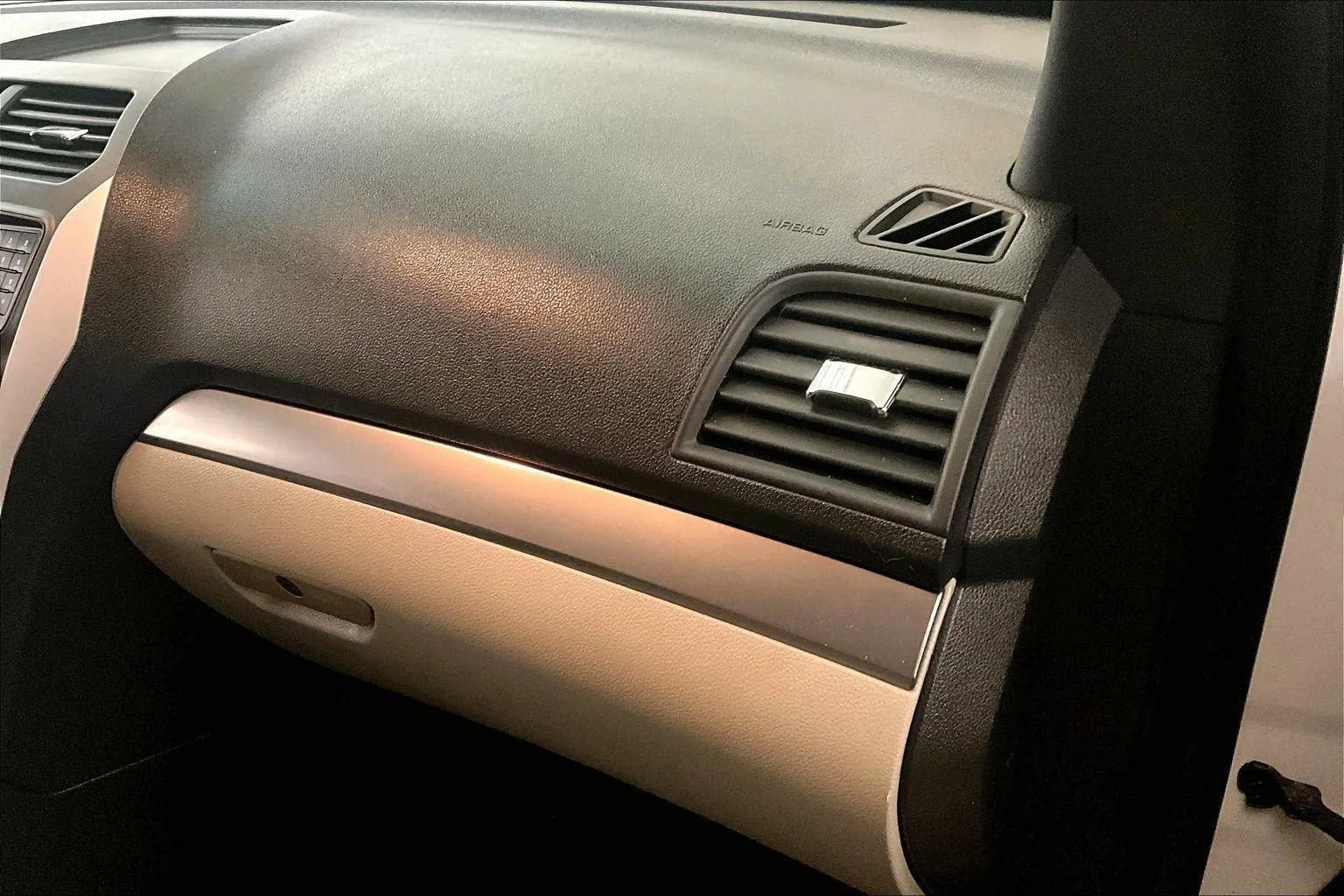 Used 2013 Ford Explorer 4WD w/ Class III Trailer Tow Pkg image 15