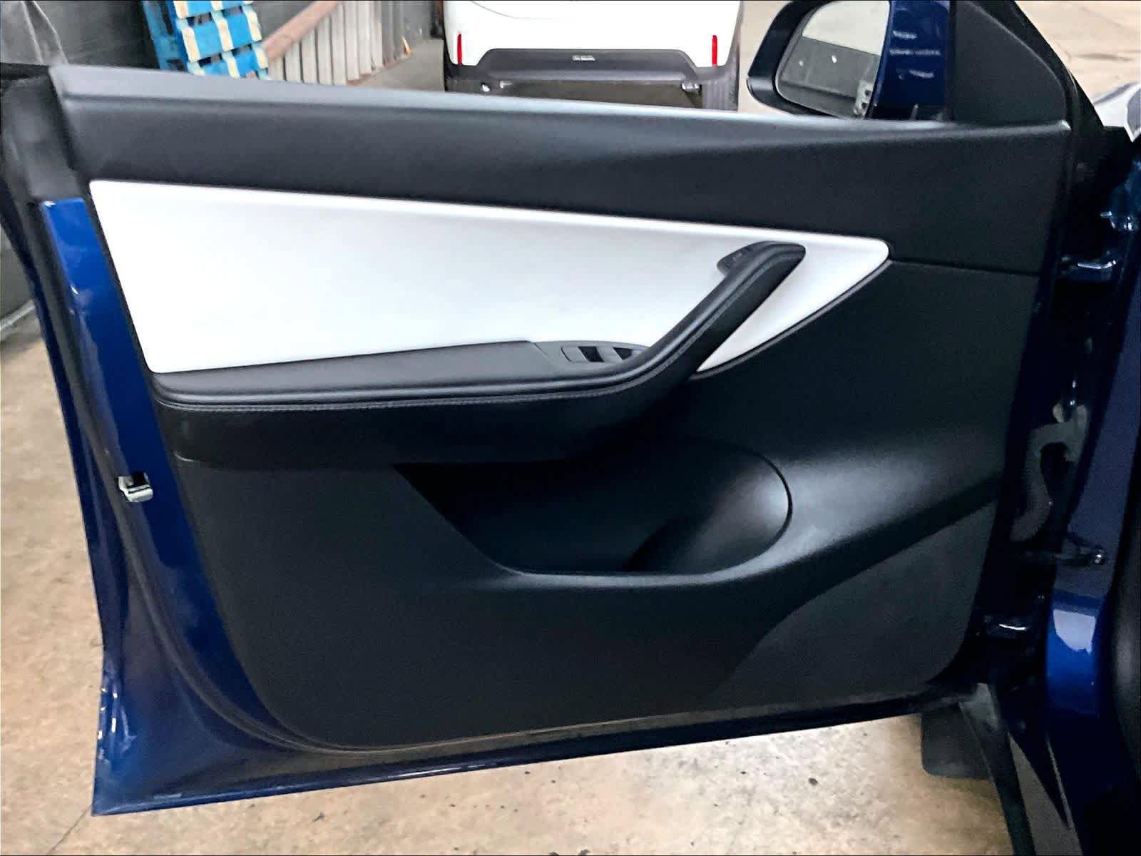 Used 2021 Tesla Model Y Performance AWD/4WD image 26
