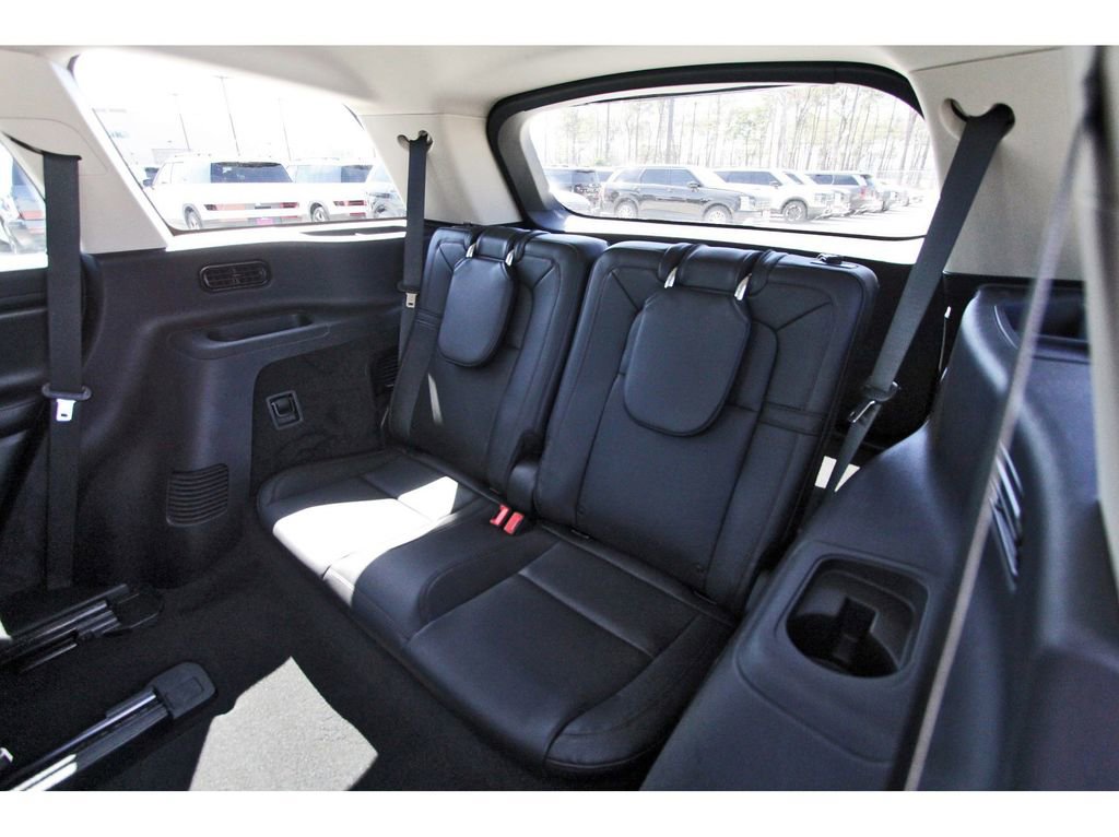 Used 2023 Lincoln Aviator Reserve w/ Equipment Group 201A RWD image 10