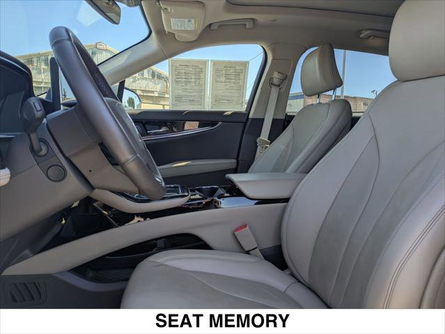 Certified 2023 Lincoln Nautilus Reserve w/ Monochromatic Package image 22