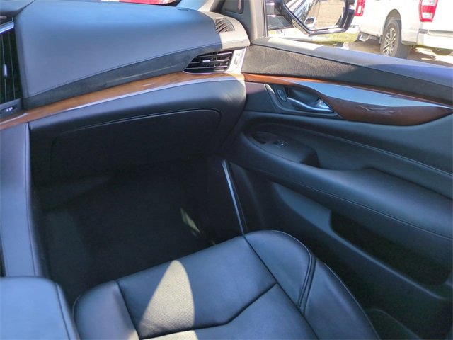 Used 2018 Cadillac Escalade Premium Luxury image 17