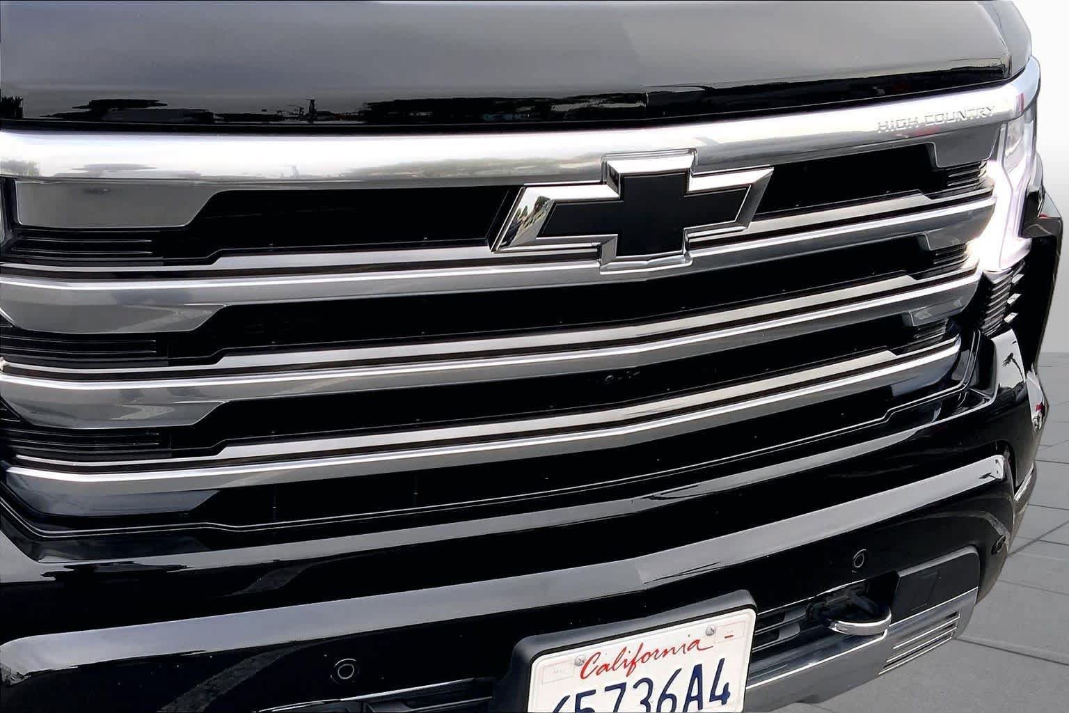 Used 2024 Chevrolet Silverado 1500 High Country w/ Technology Package RWD image 29