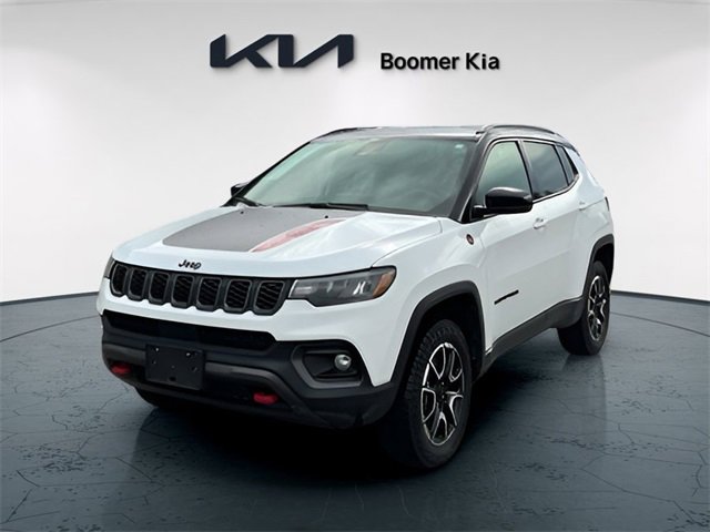 Used 2024 Jeep Compass Trailhawk