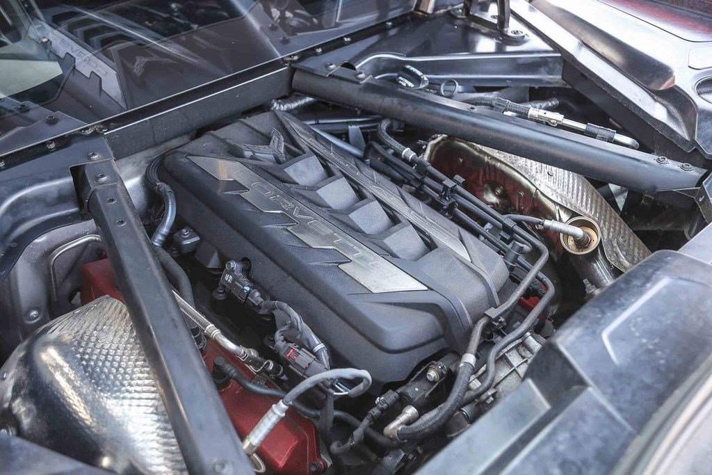 Used 2024 Chevrolet Corvette Stingray Coupe w/ 1LT image 20