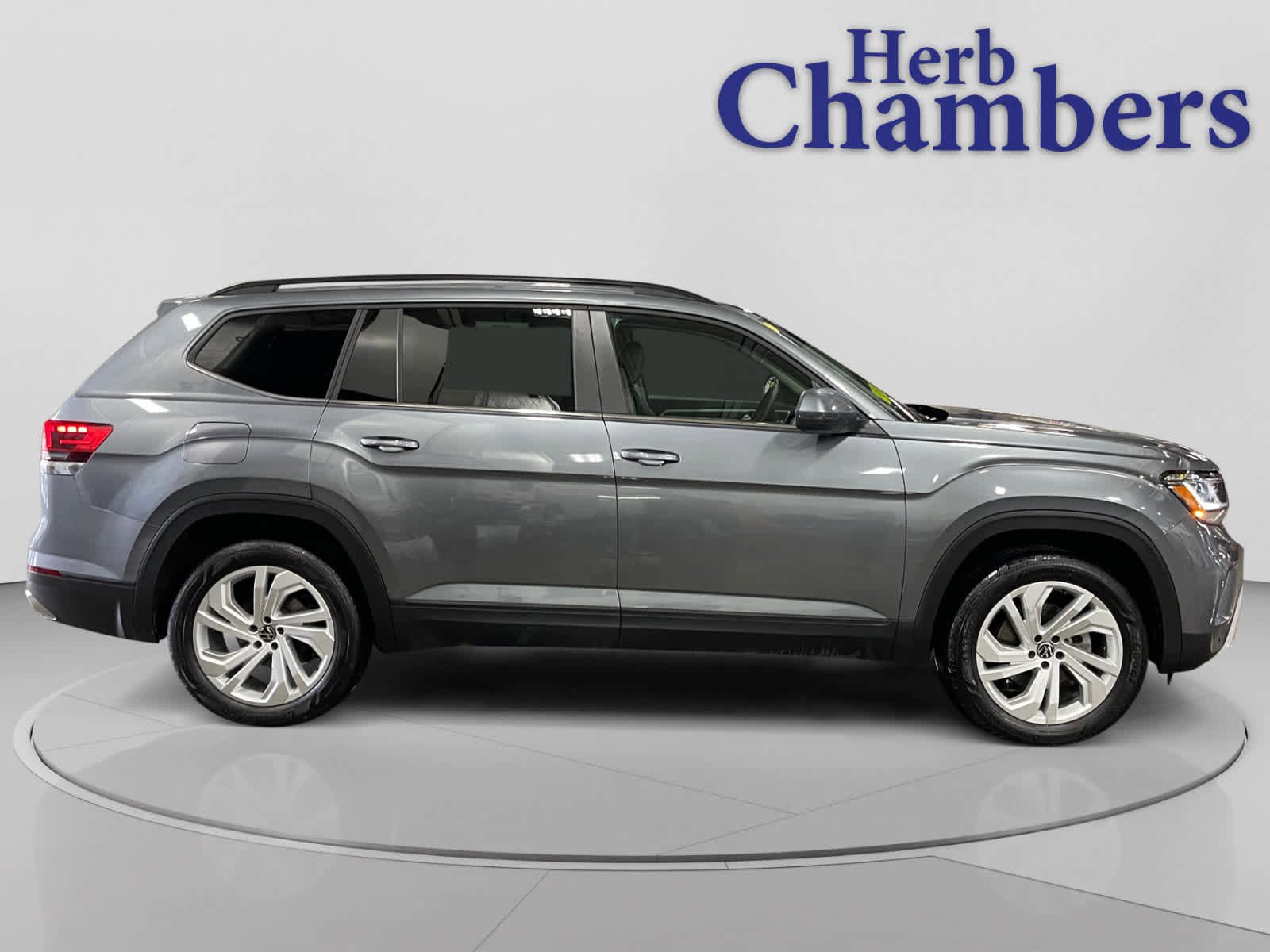 Used 2023 Volkswagen Atlas SE image 11