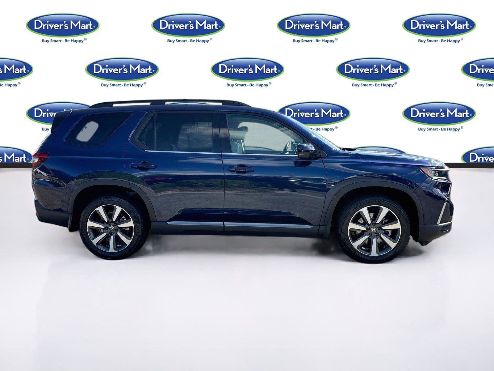 Used 2024 Honda Pilot Touring image 8