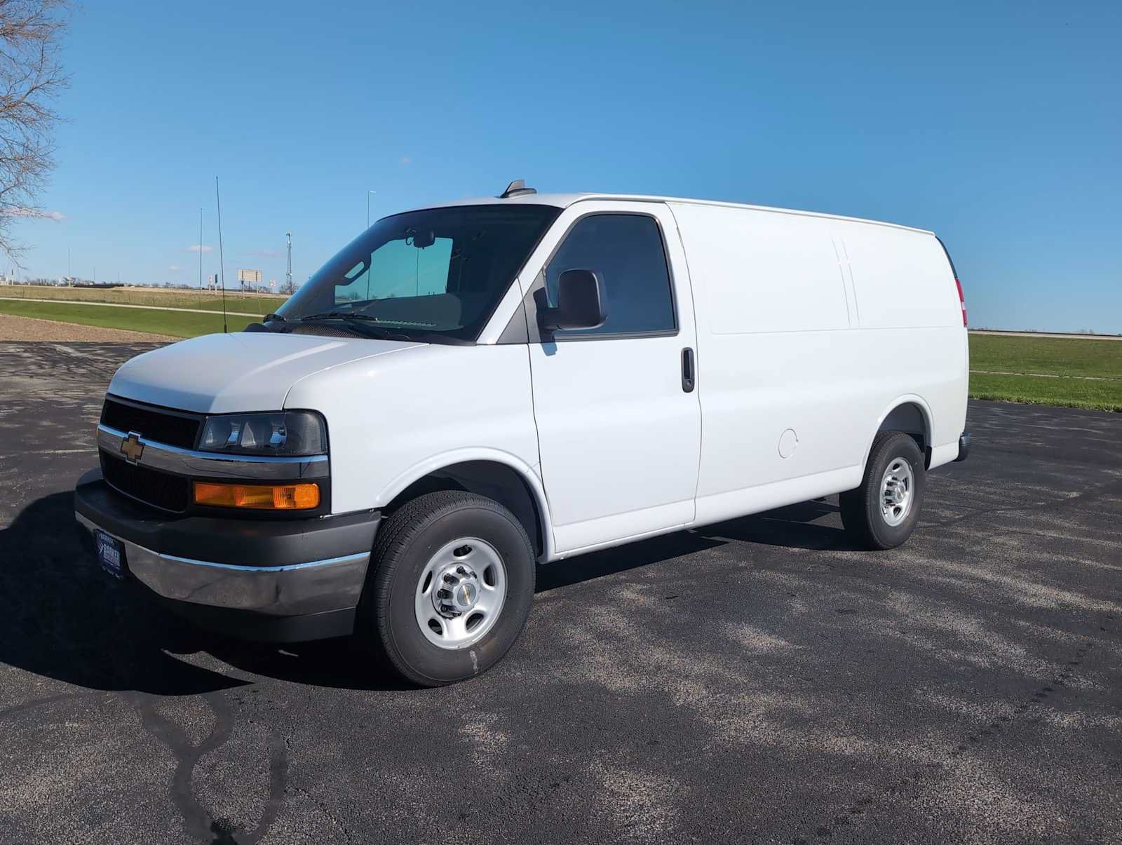New 2026 Chevrolet Express 2500 w/ Driver Convenience Package RWD image 7