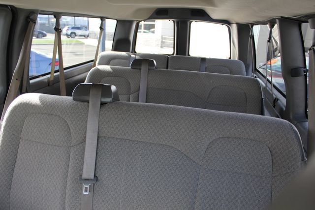 Used 2020 Chevrolet Express 3500 LT w/ LT Preferred Equipment Group RWD image 39