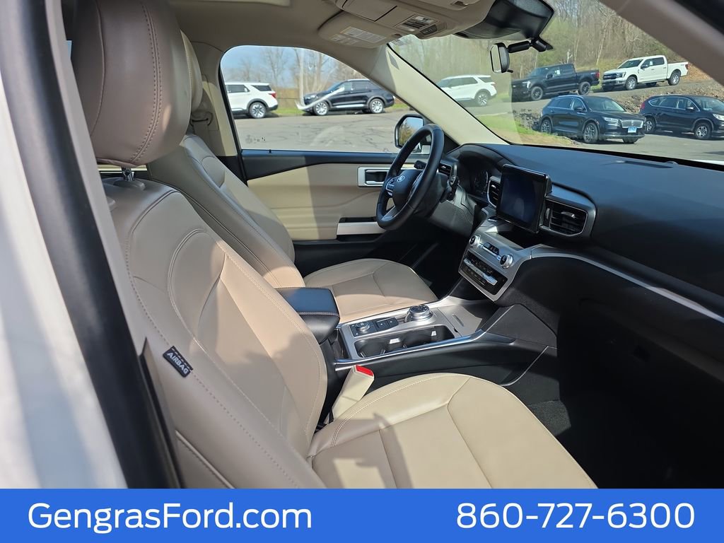 Certified 2022 Ford Explorer XLT w/ Equipment Group 202A image 41