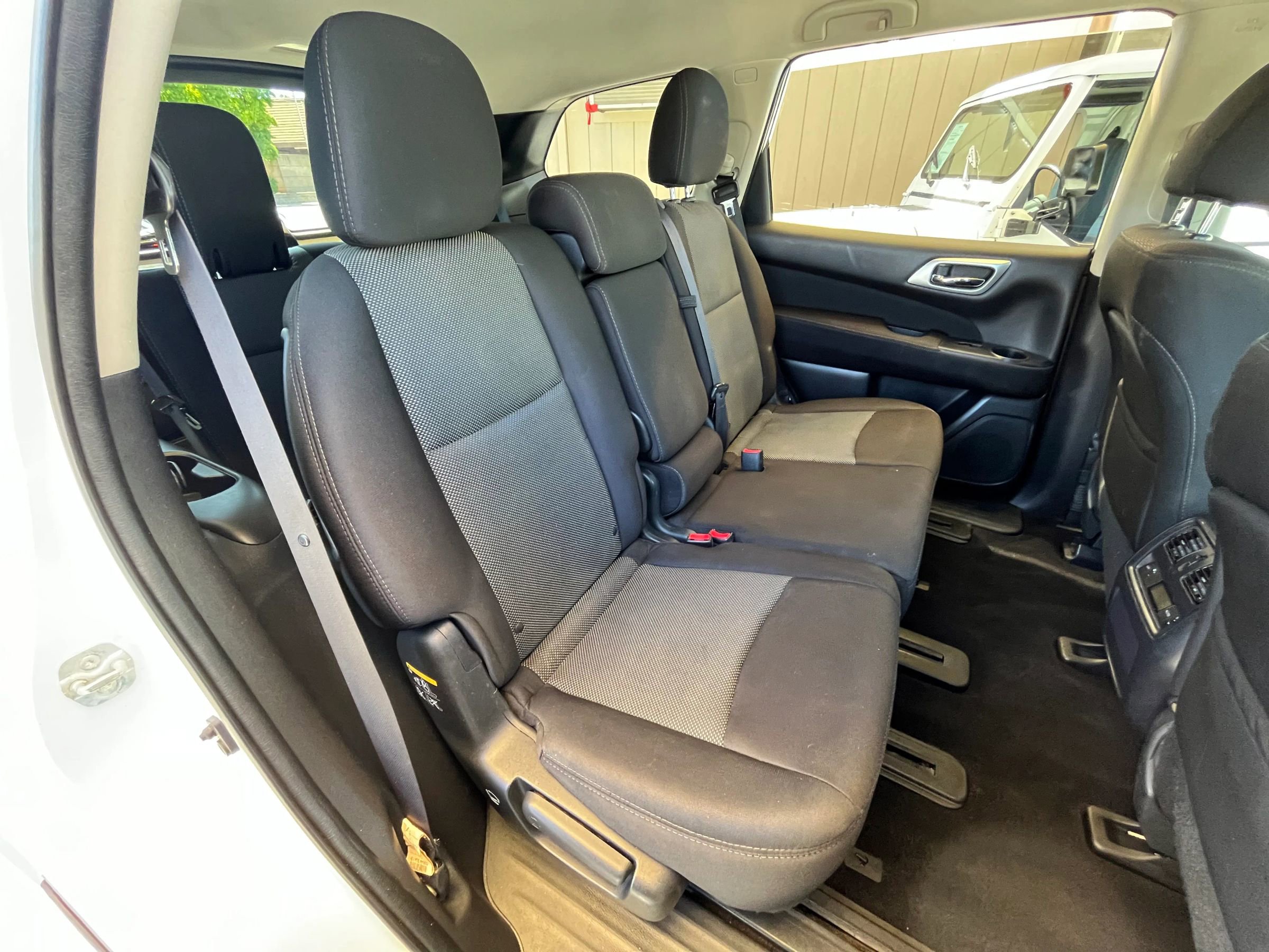 Used 2017 Nissan Pathfinder SV w/ Trailer Tow Package image 18