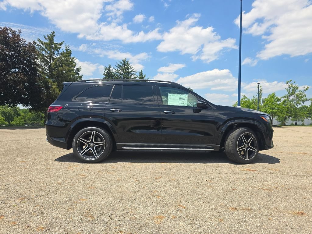 New 2026 Mercedes-Benz GLS 450 4MATIC image 17