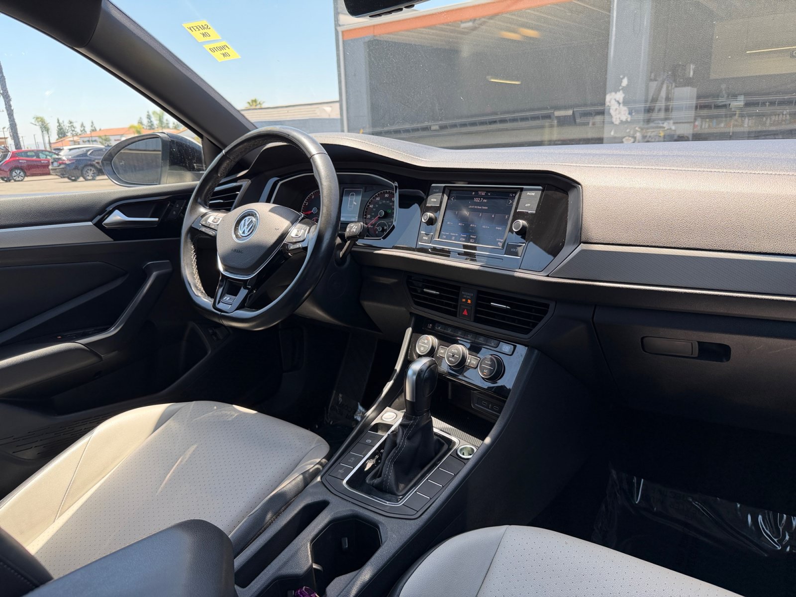Used 2021 Volkswagen Jetta R-Line FWD image 16