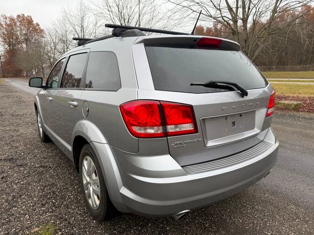 Used 2017 Dodge Journey SE image 3